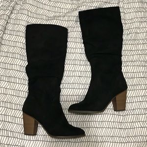 Black merona boots
